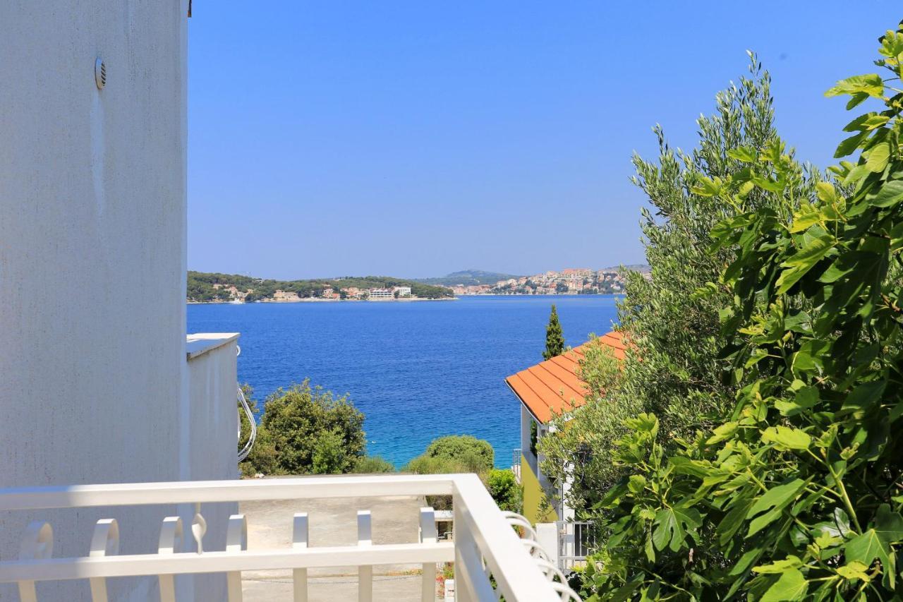 Family Friendly Seaside Apartments Razanj, Rogoznica - 10373 Exterior foto
